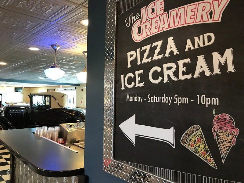 Blue Gate Garden Inn - Shipshewana Hotel主图