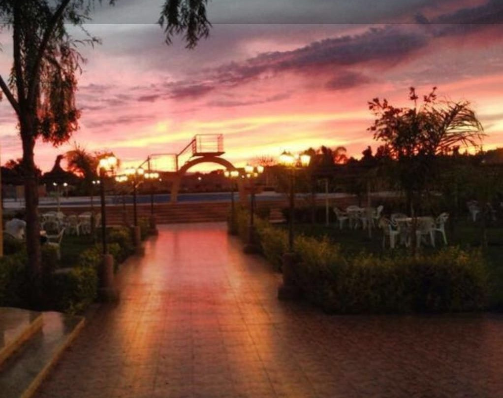 Complexe le Tropical-乌季达必去景点