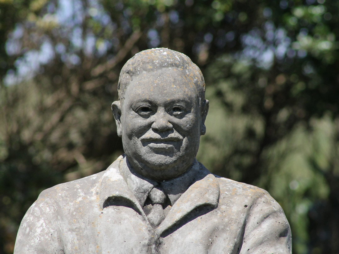 Tommy Solomon Memorial景点图片