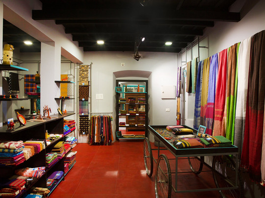 Niram Neela-Vazhuthacaud必去景点