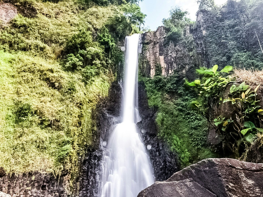 Takapala Waterfall景点图片