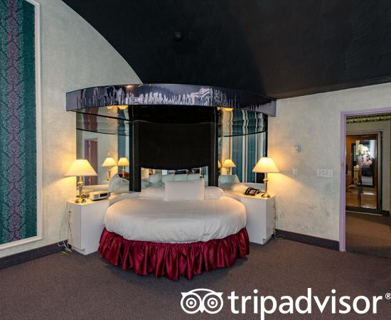 Cove Haven Resort主图