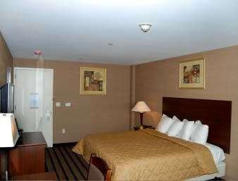 布朗克斯体育场附近戴斯酒店主图