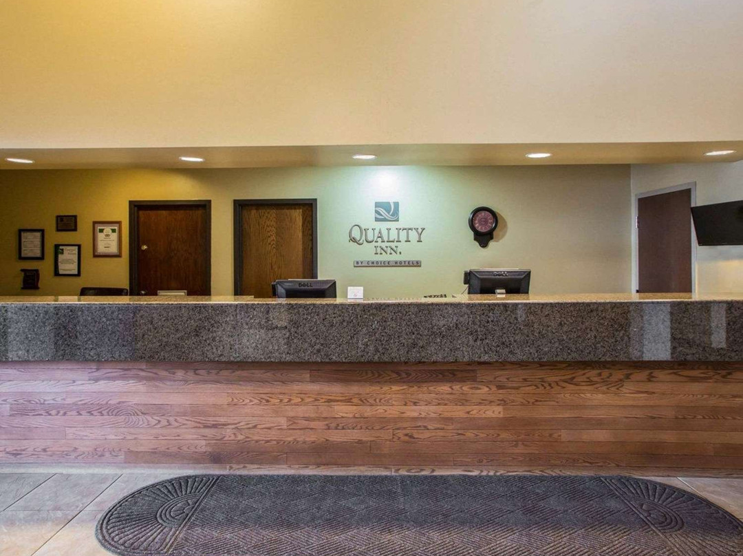 AmericInn by Wyndham Marshfield主图