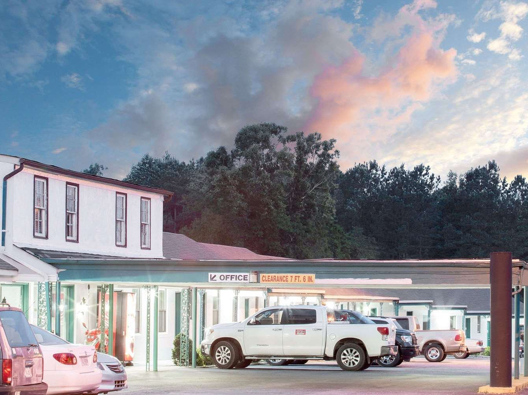 Knights Inn Emporia主图