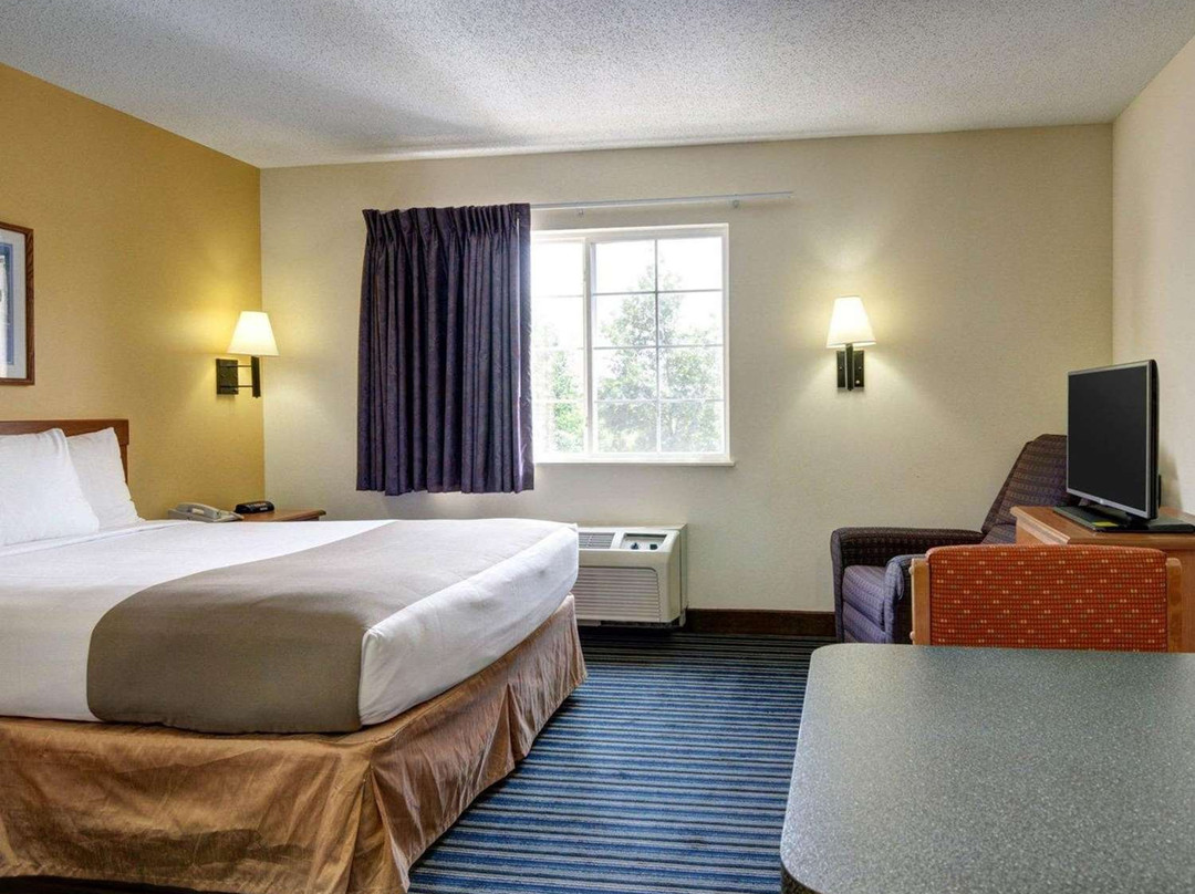 Suburban Extended Stay Hotel主图