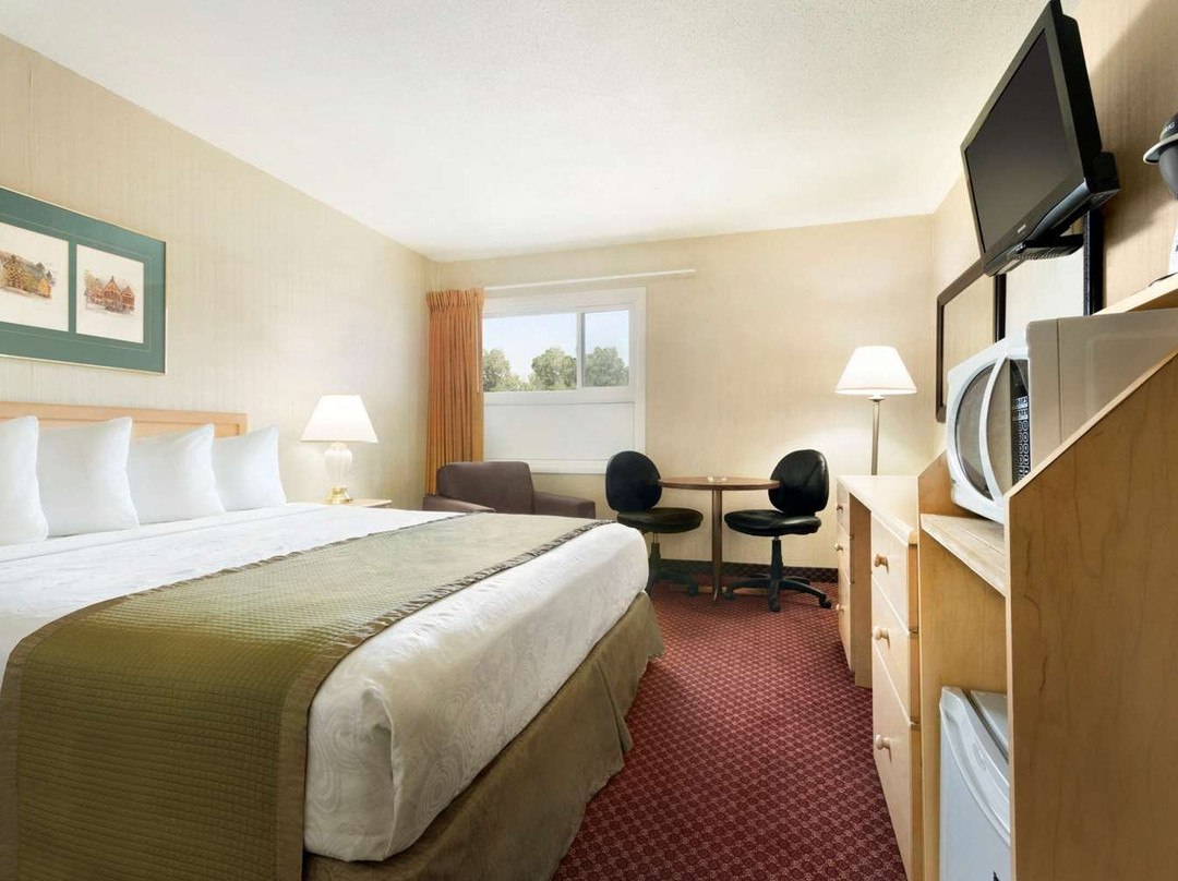 Travelodge Lethbridge主图