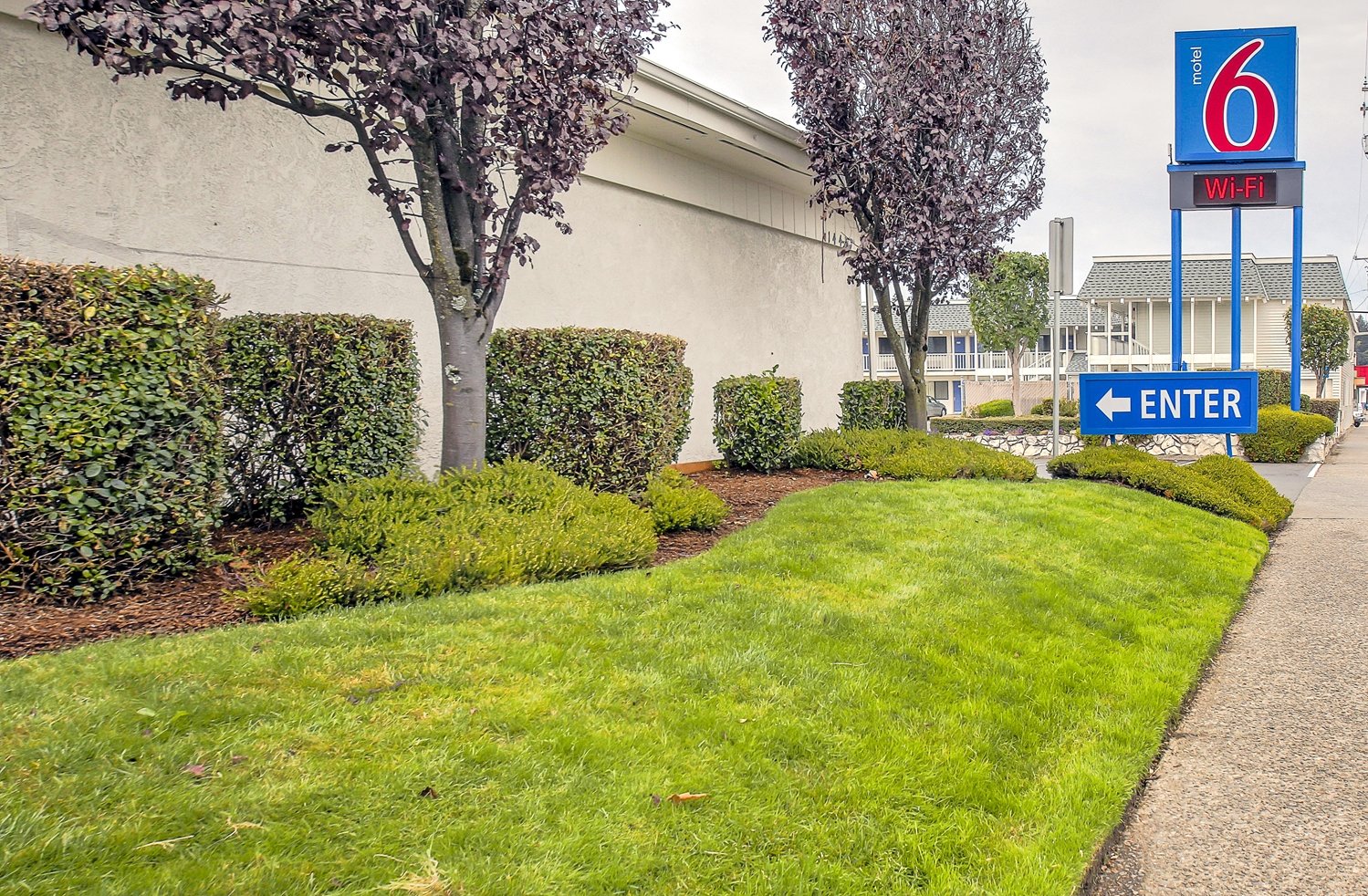Motel 6 Coos Bay-官方
