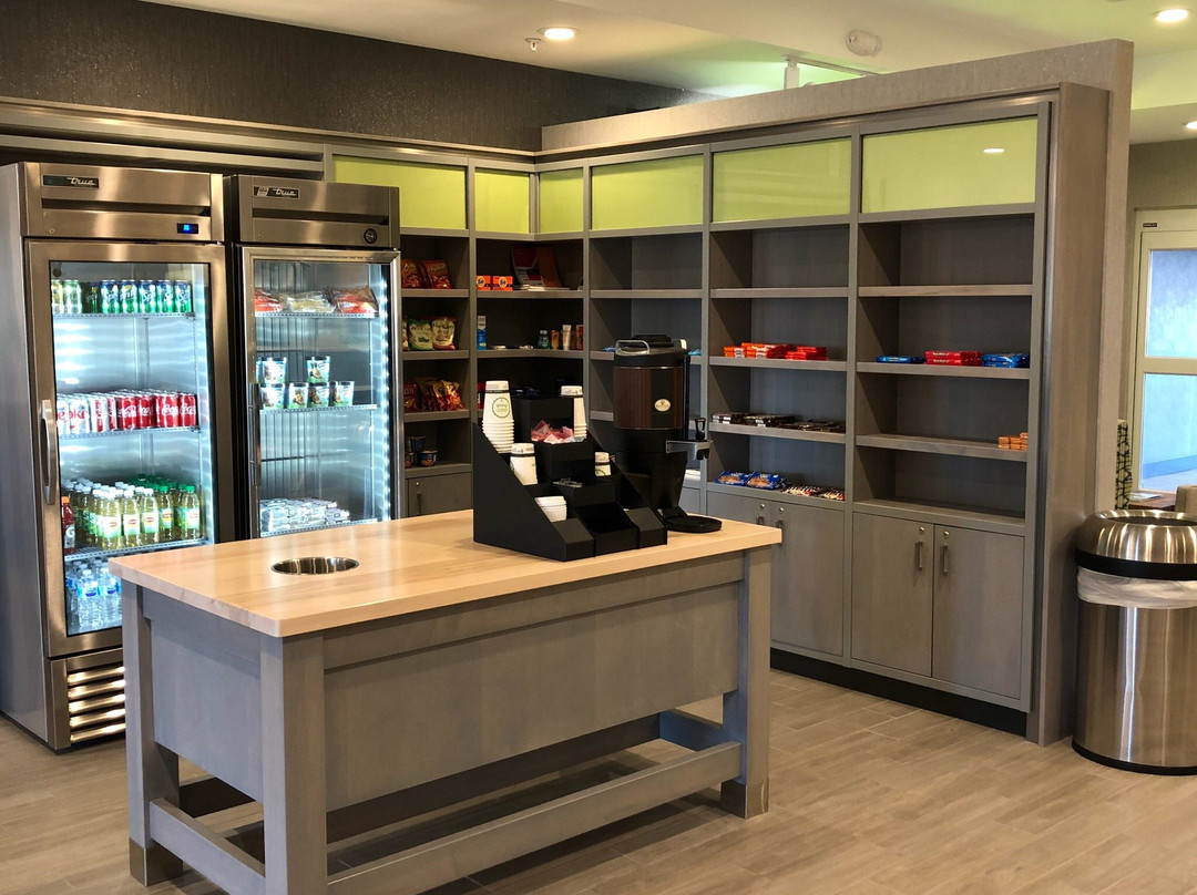 Holiday Inn & Suites Decatur-Forsyth By IHG主图