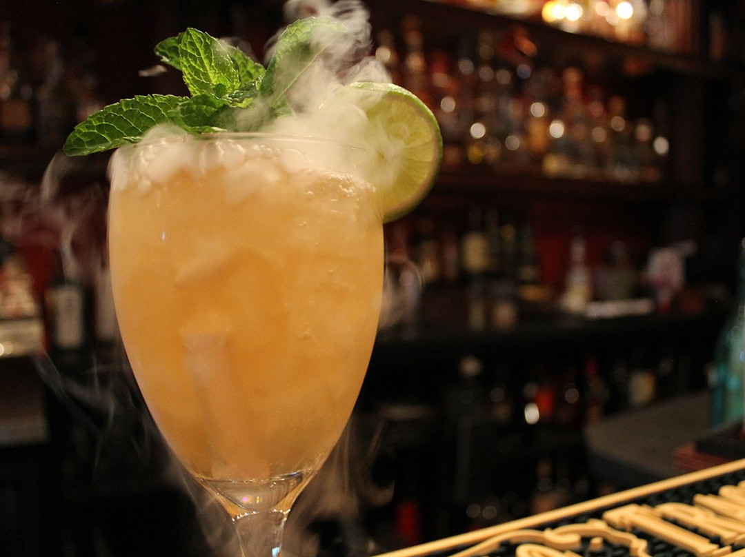 Crafted Cocktail Co.-Wadsworth必去景点