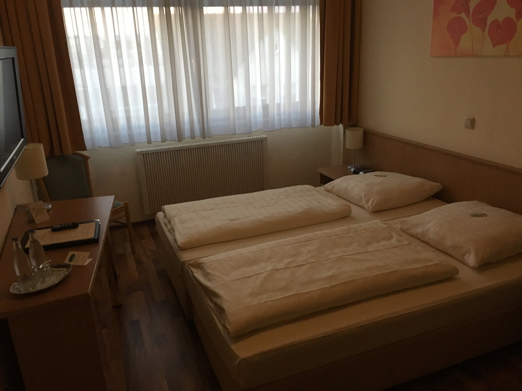 Hotel Zur Rebe-官方