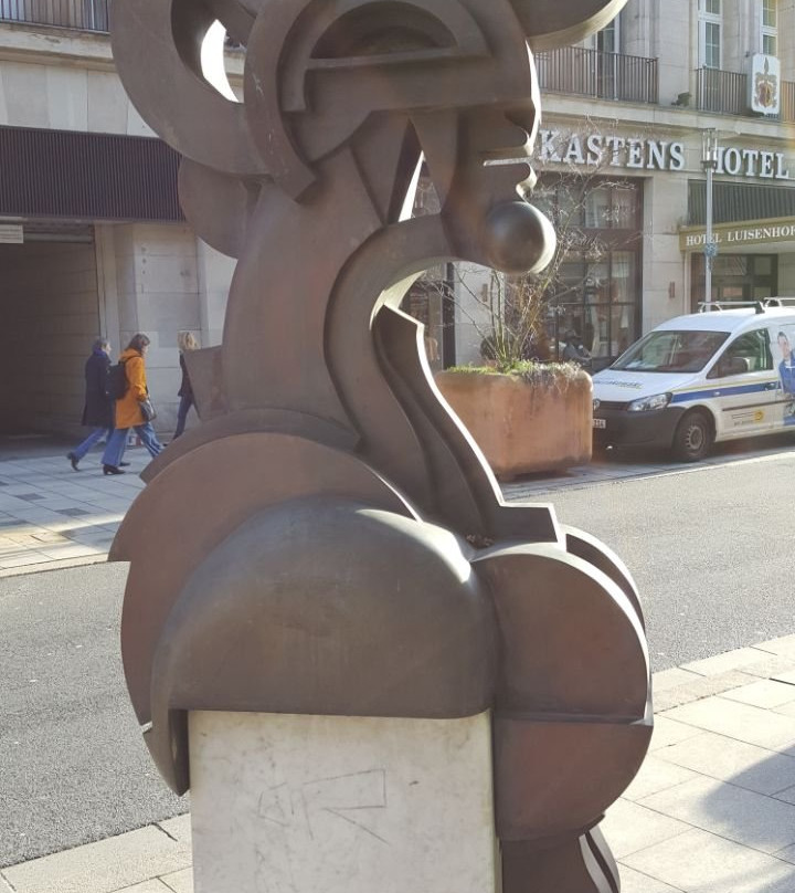 Skulptur "Guardians"-汉诺威必去景点