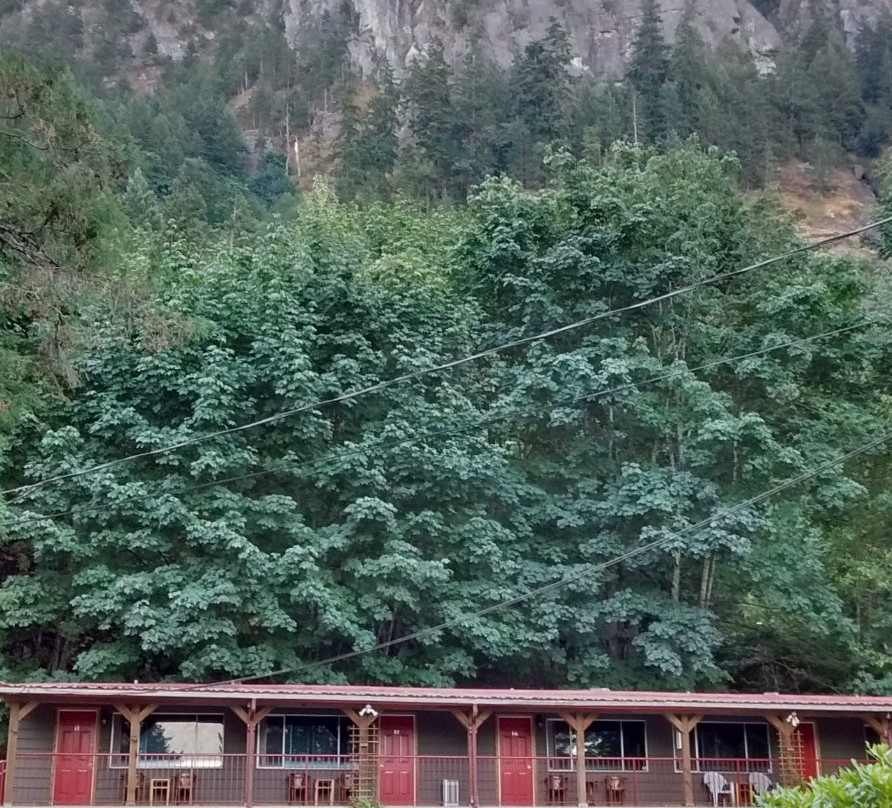 Holiday Motel & RV Resort主图