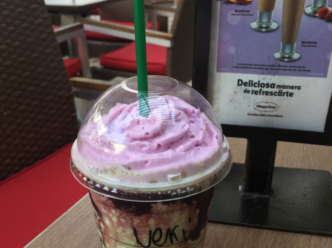 Playacar餐馆和美食-Starbucks