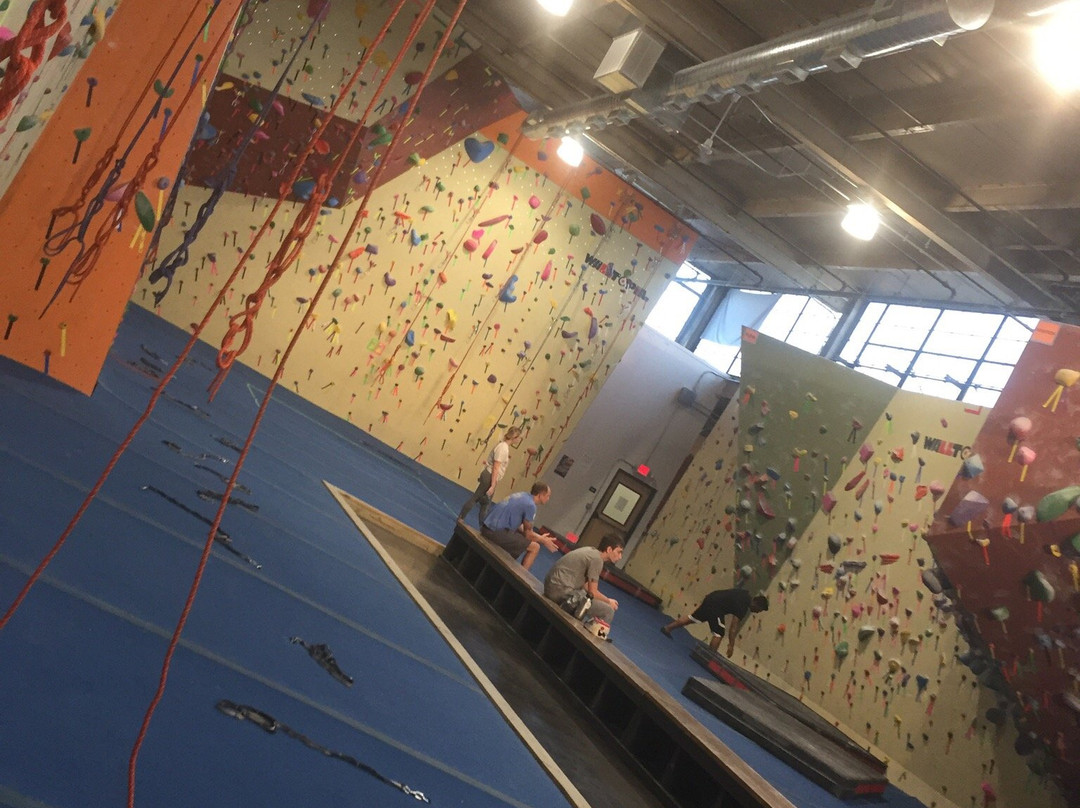 Philadelphia Rock Gyms - East Falls景点图片
