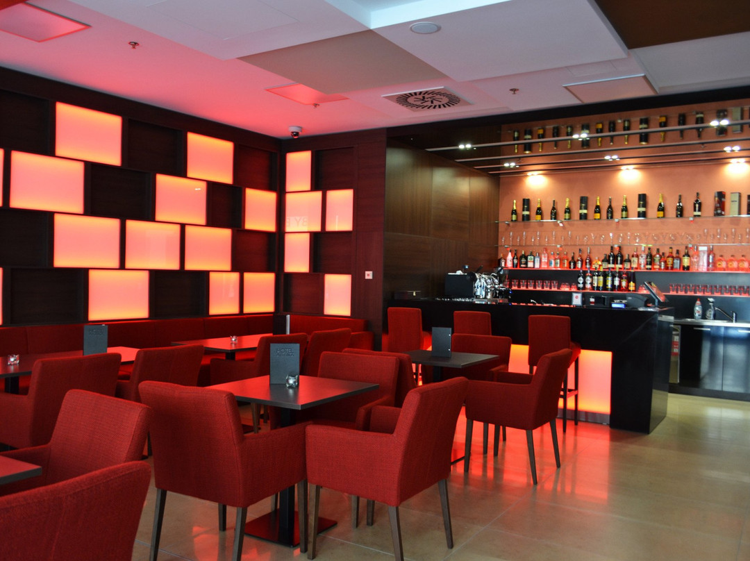 Sered'酒店住宿-Hotel Arena