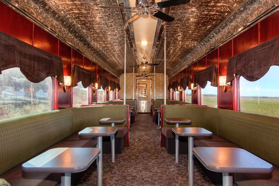 Sierra Railroad Dinner Train-奥克戴尔必去景点