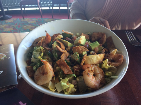 AMC DINE-IN Thousand Oaks 14-千橡市必去景点