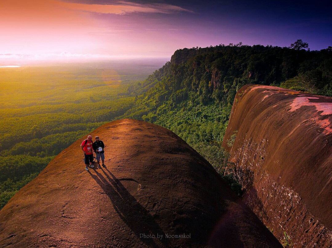 Bueng Kan Tours景点图片