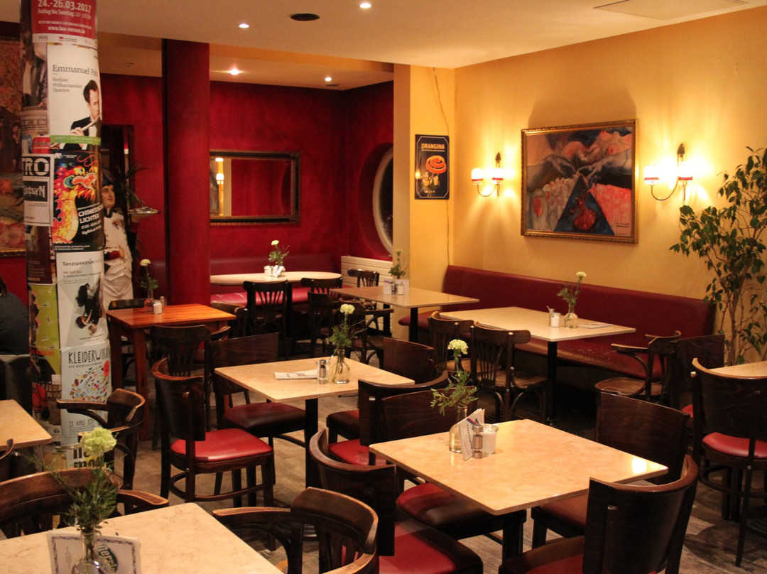 Cafe Montmartre