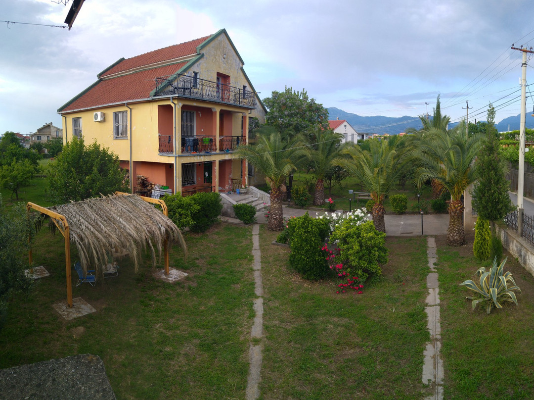 Green Garden Guesthouse