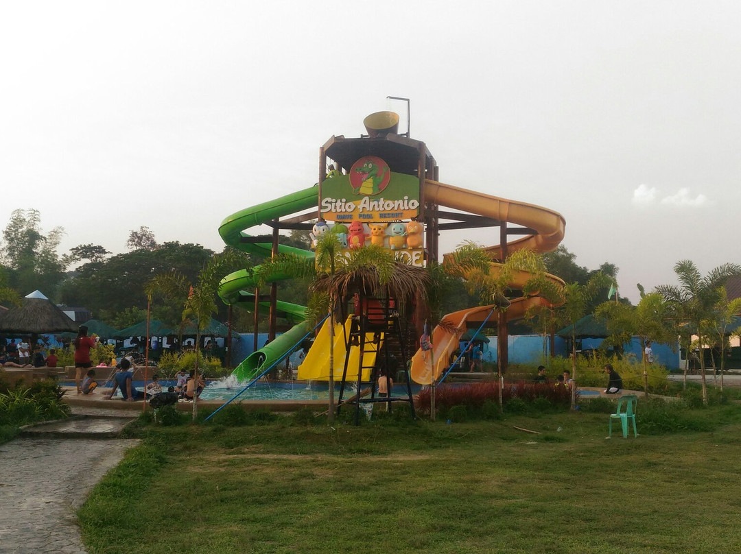Sitio Antonio Wavepool Resort景点图片