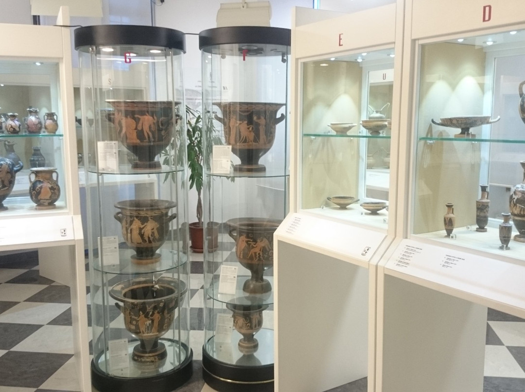Palazzina del Belvedere - Collezione Archeologica Faldetta-布林迪西必去景点