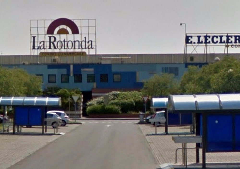 Centro Commerciale La Rotonda景点图片