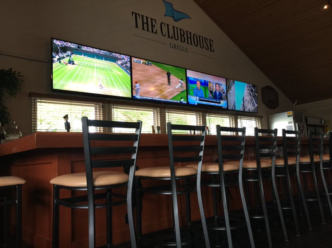 The Clubhouse Grille