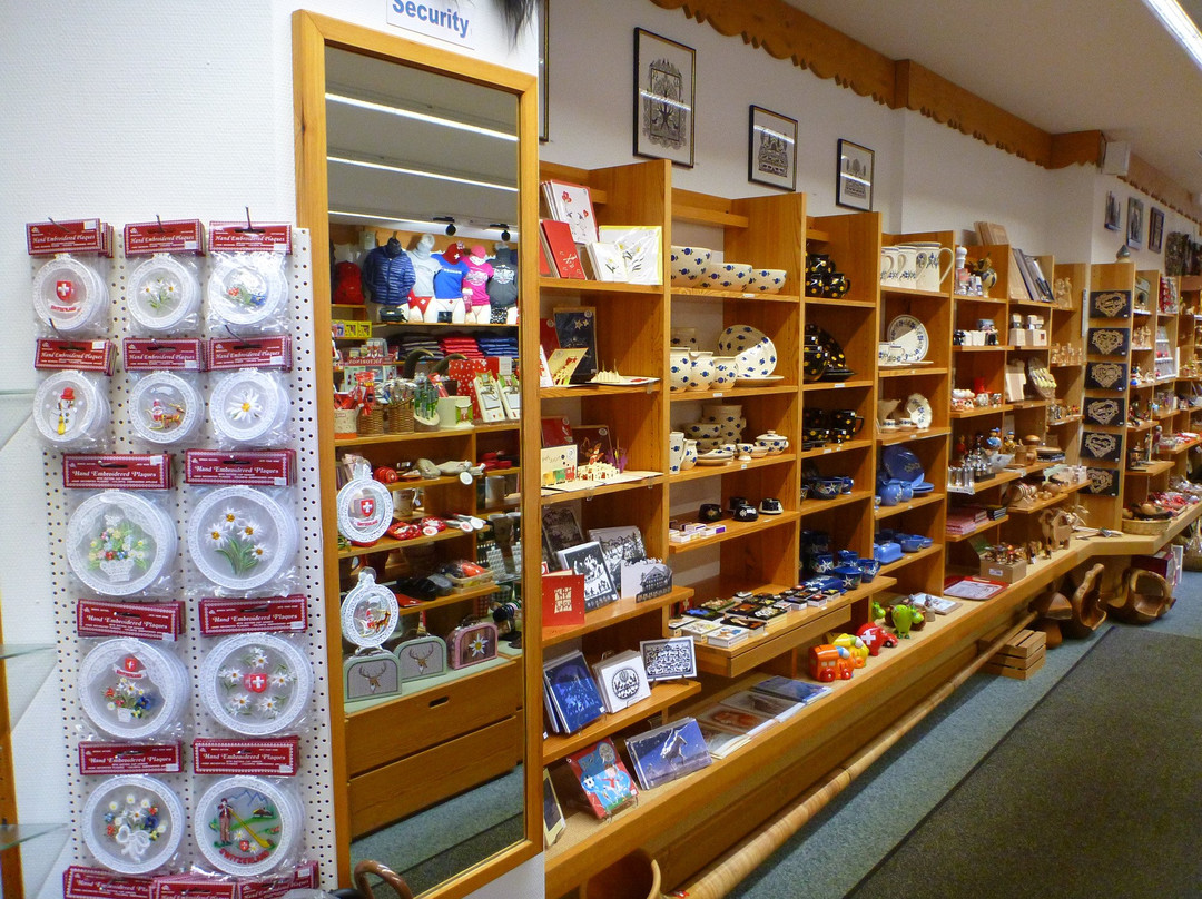 Swiss Made Shop Wengen-翁根必去景点