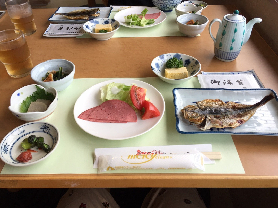日出酒店 副楼