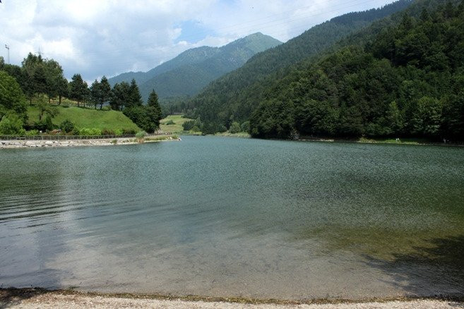Lago di Roncone-Roncone必去景点
