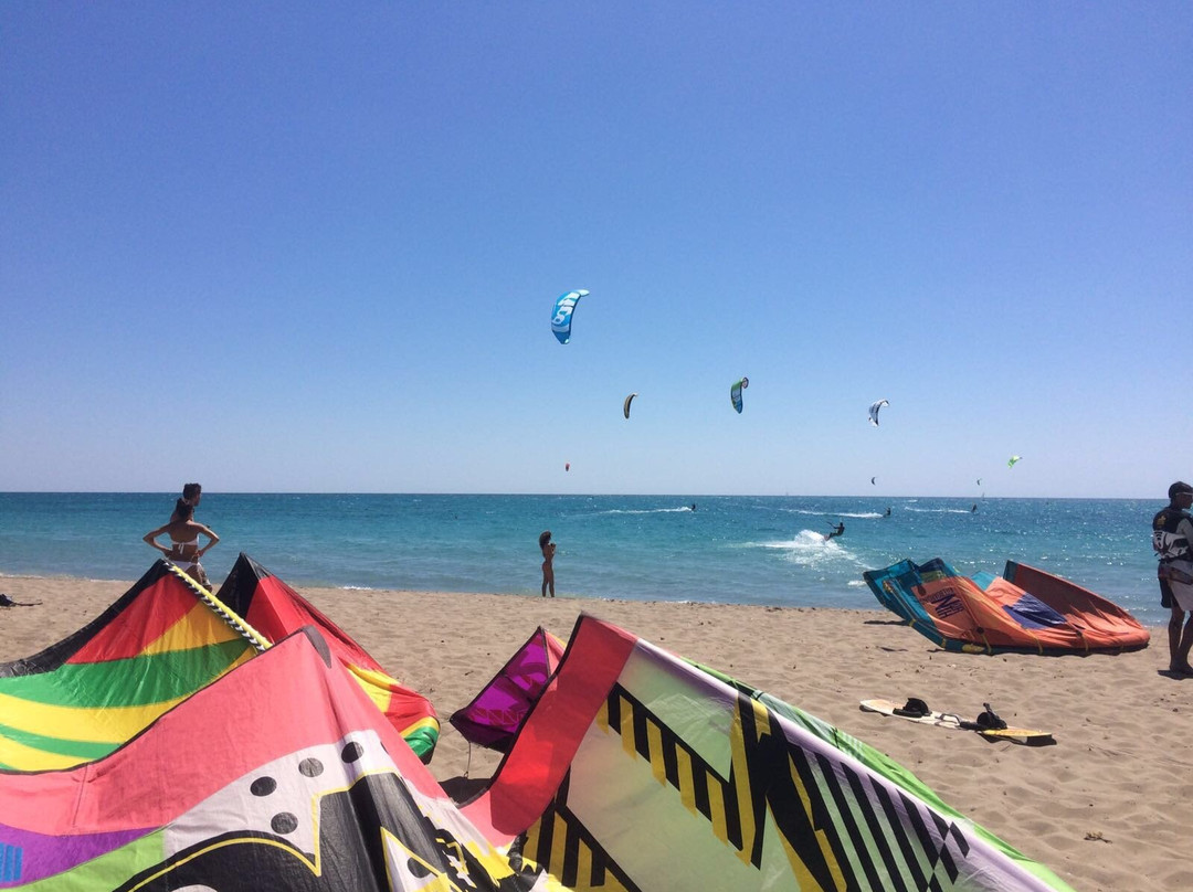 Locals Salento Kitesurf-Torre Mozza必去景点