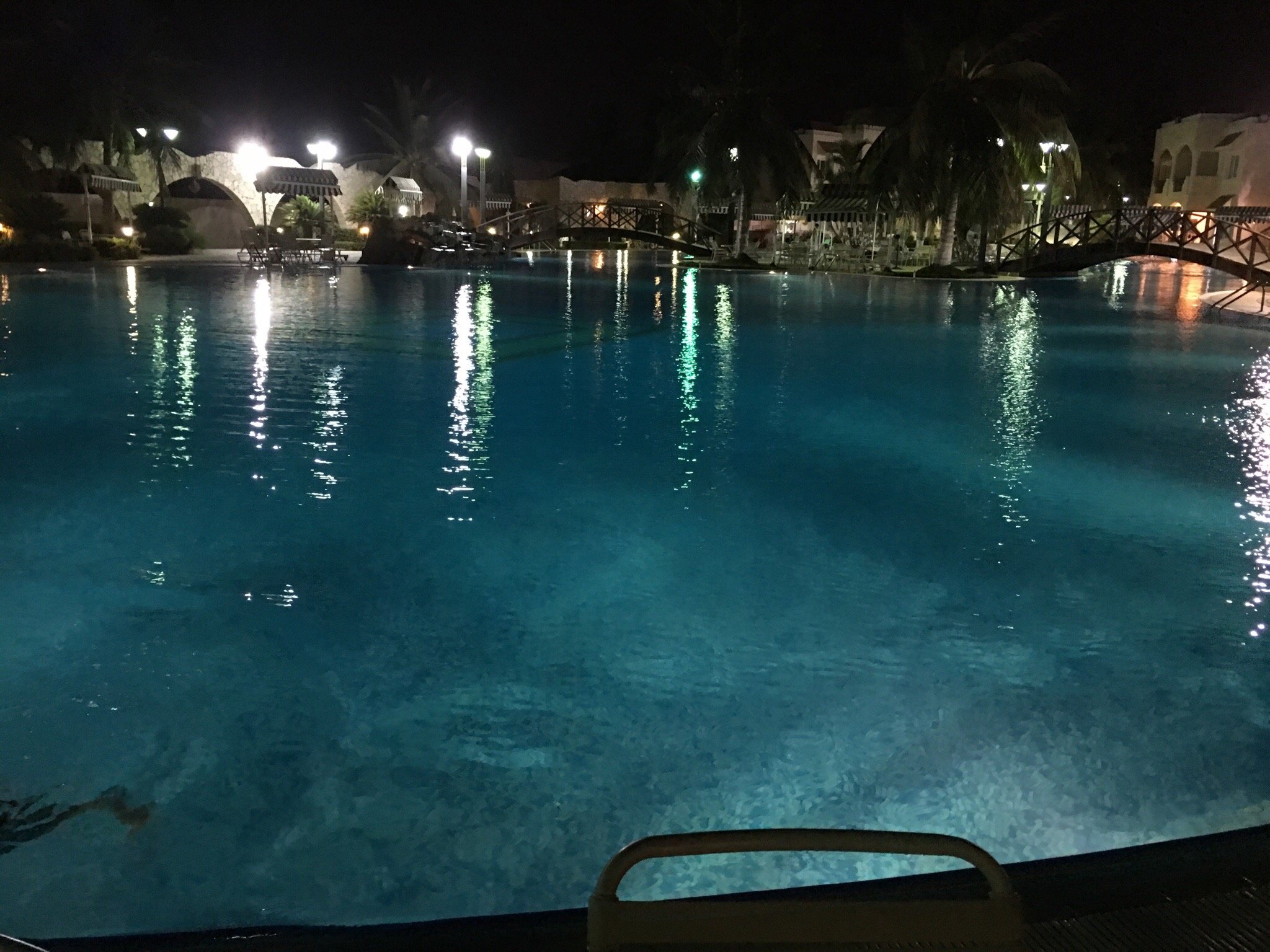 Fal Beach Resort-官方