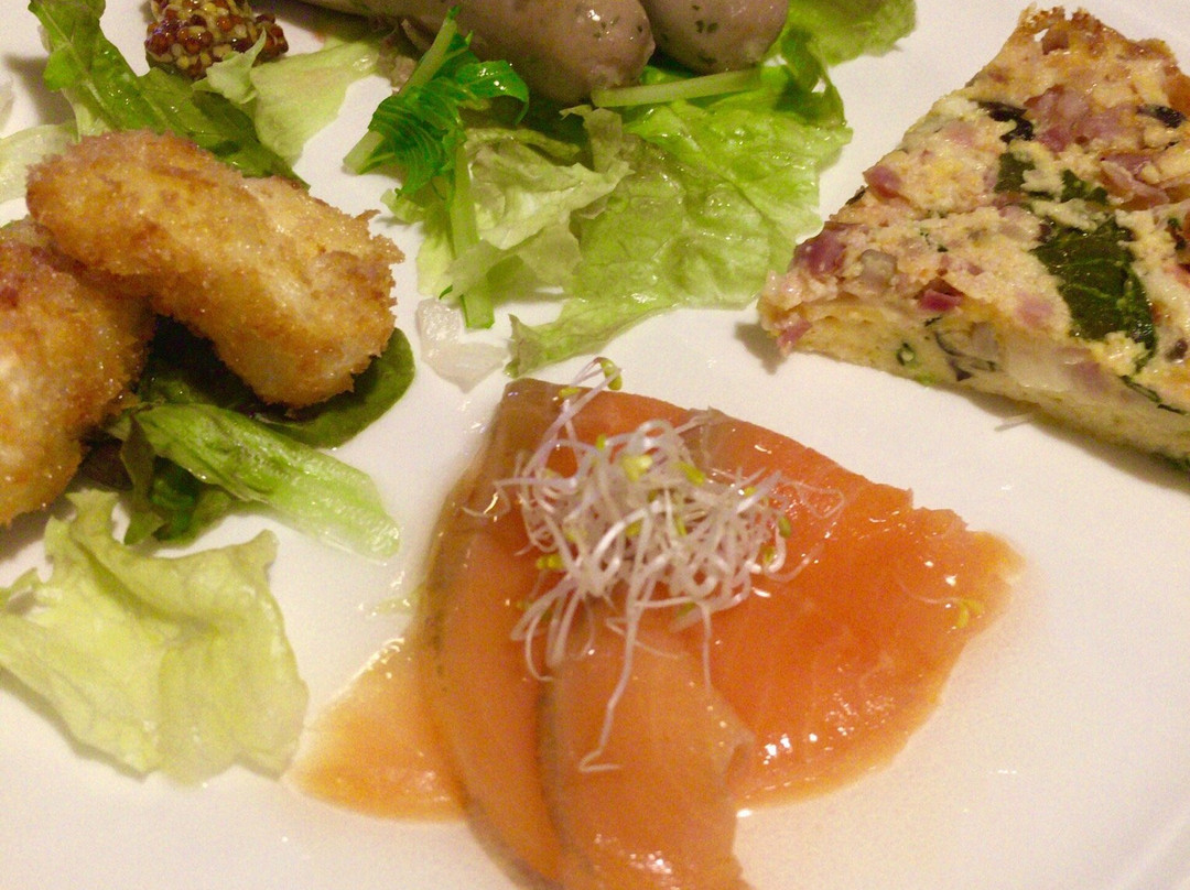 チェスティーノ 湖西店