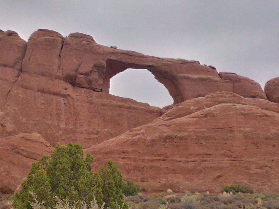Arch Canyon-布兰丁必去景点