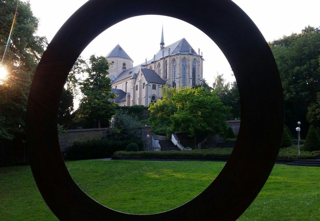 St. Vitus Basilica景点图片