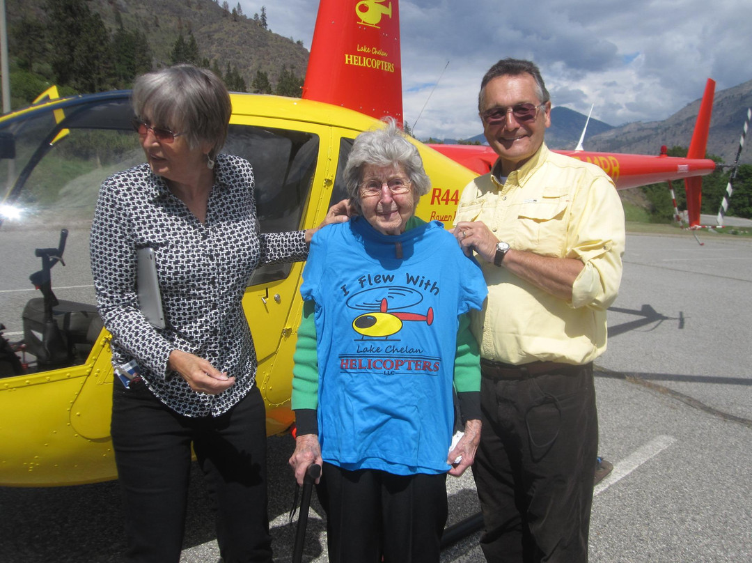 Lake Chelan Helicopters景点图片