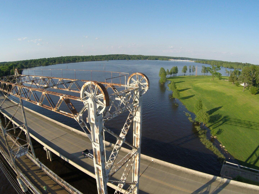 Historic Caddo Lake Drawbridge-Mooringsport必去景点