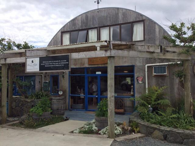 Snells Beach餐馆和美食-Heron's Flight