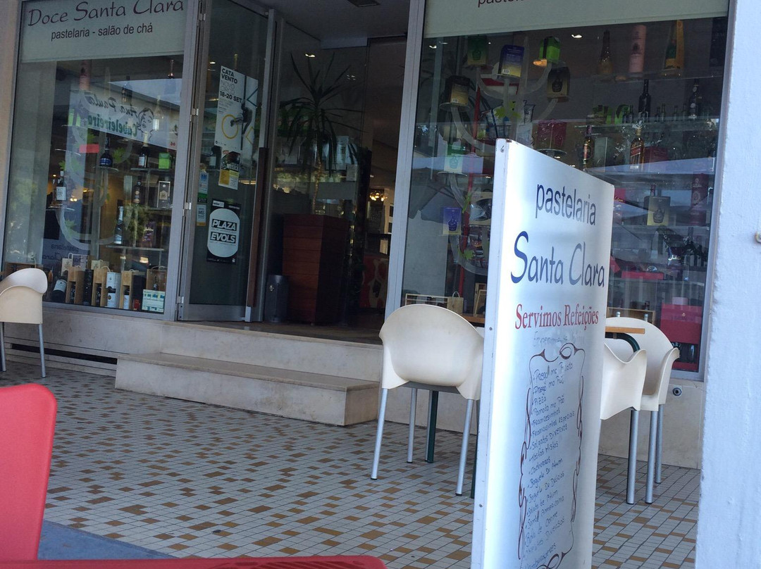 Mindelo餐馆和美食-Confeitaria Santa Clara