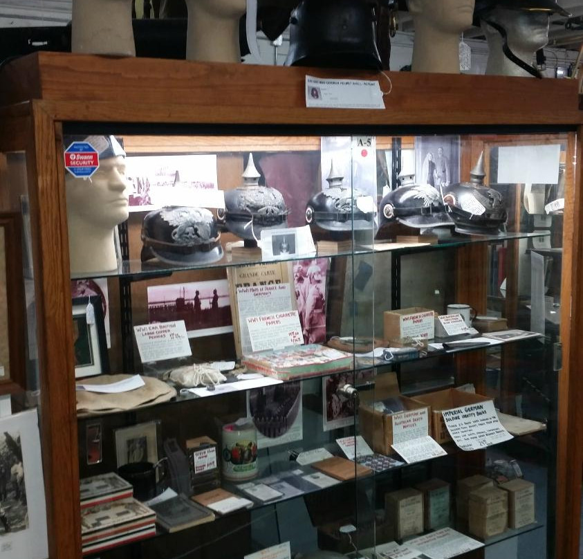 Military Antiques & Museum景点图片