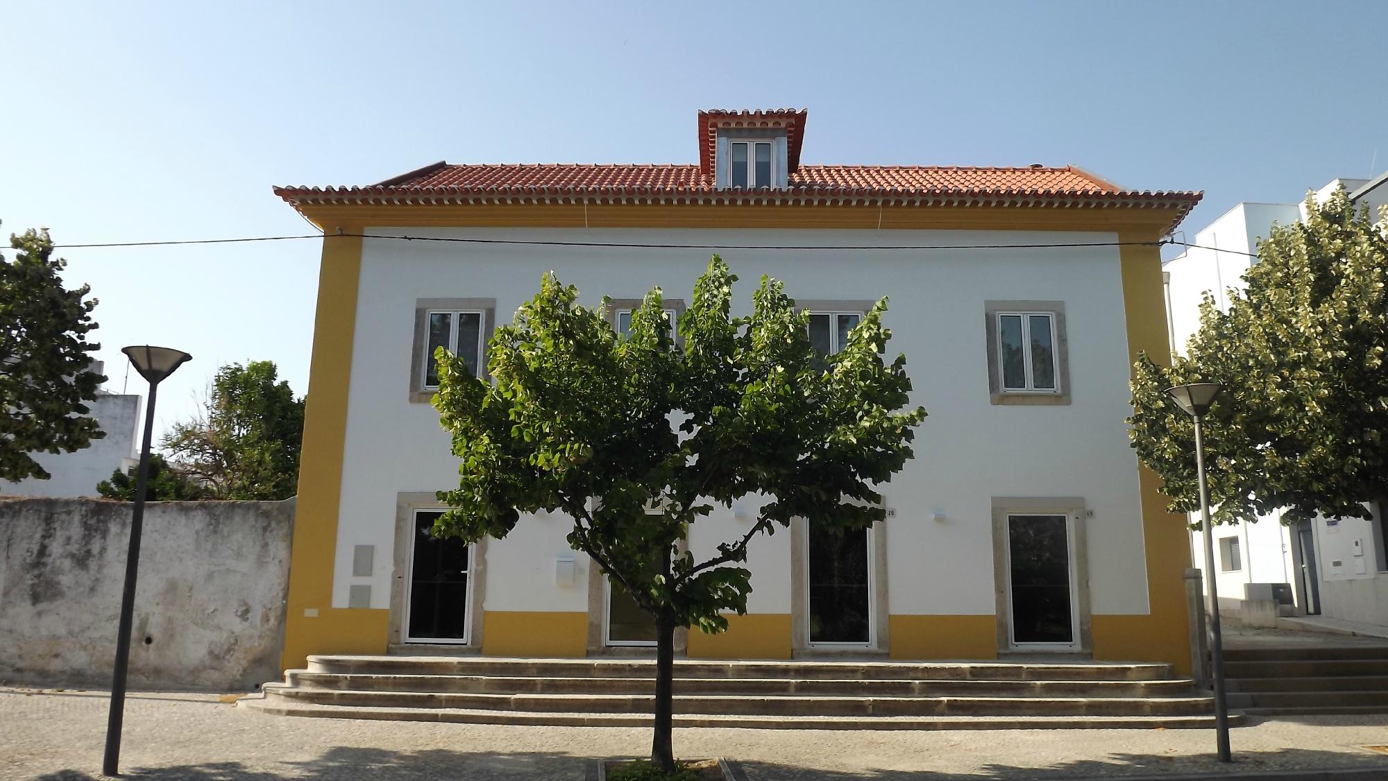 Sonetos do Tejo-官方