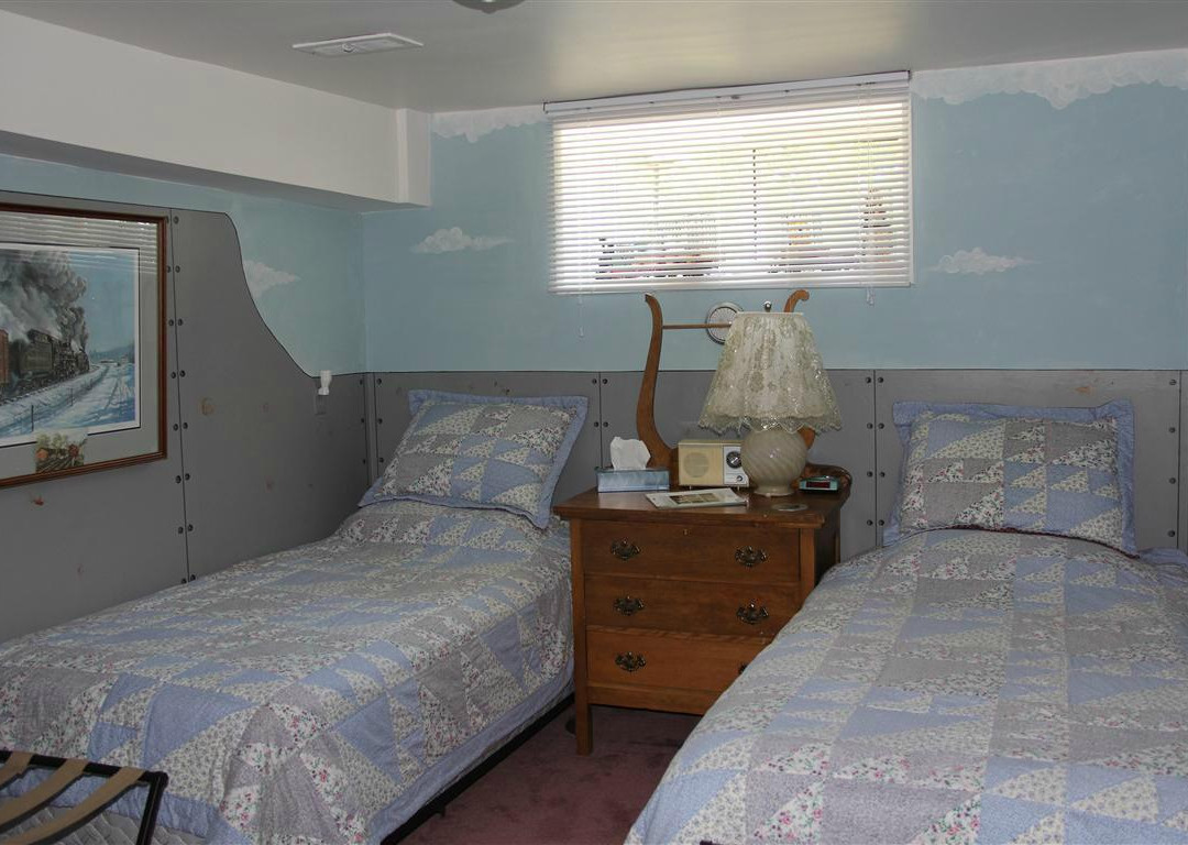 Joe Lin Station Bed & Breakfast主图