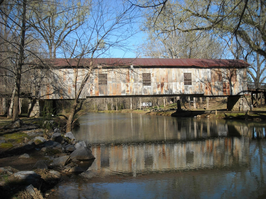 Kymulga Grist Mill & Covered Bridge景点图片