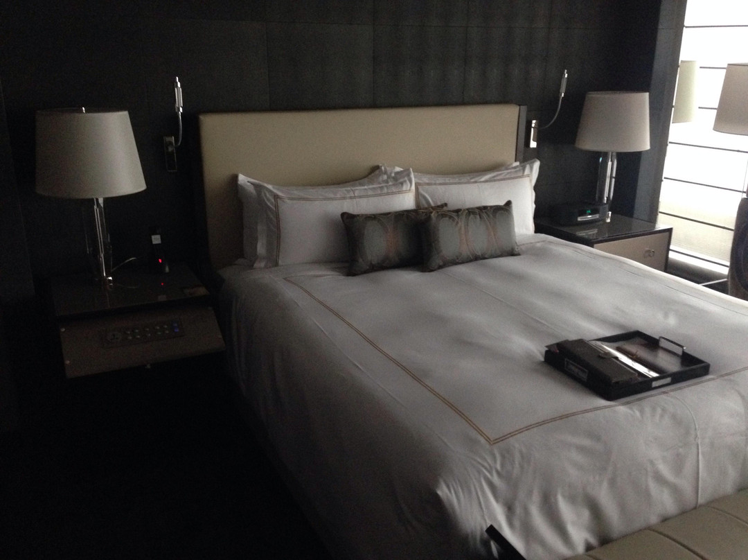 南京金奥费尔蒙酒店主图