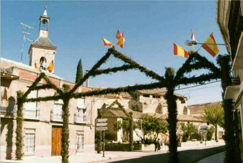 Iglesia Parroquial de Santiago Apostol景点图片