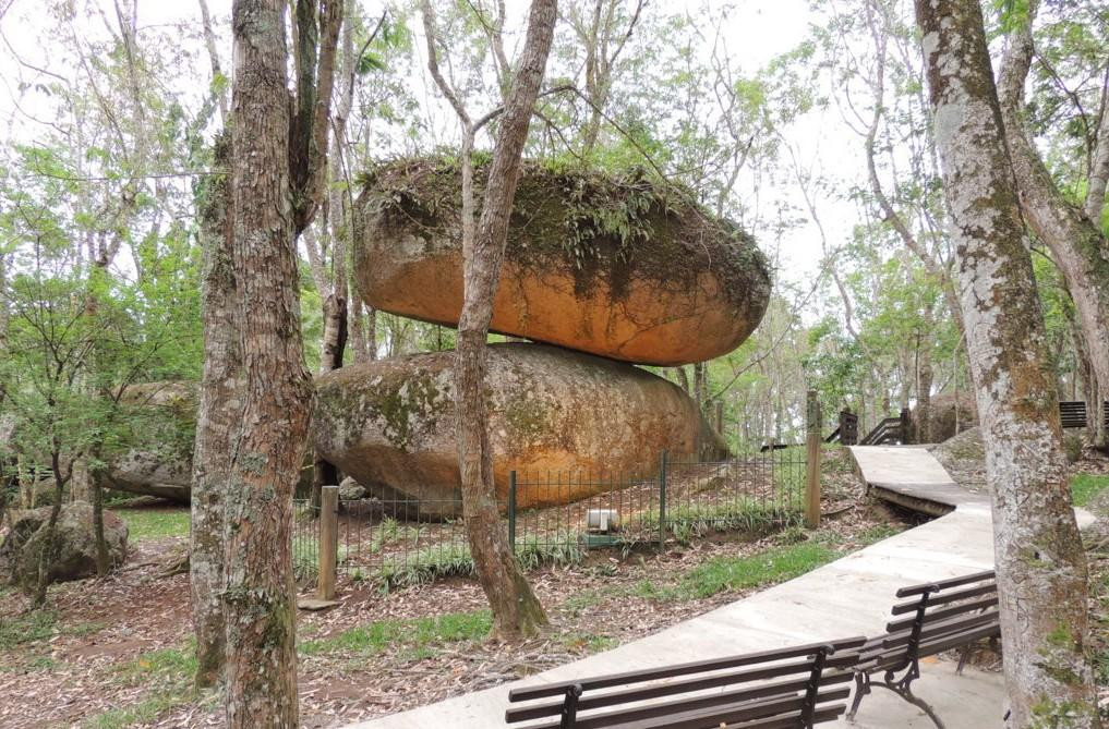 Parque Municipal da Pedra Montada景点图片