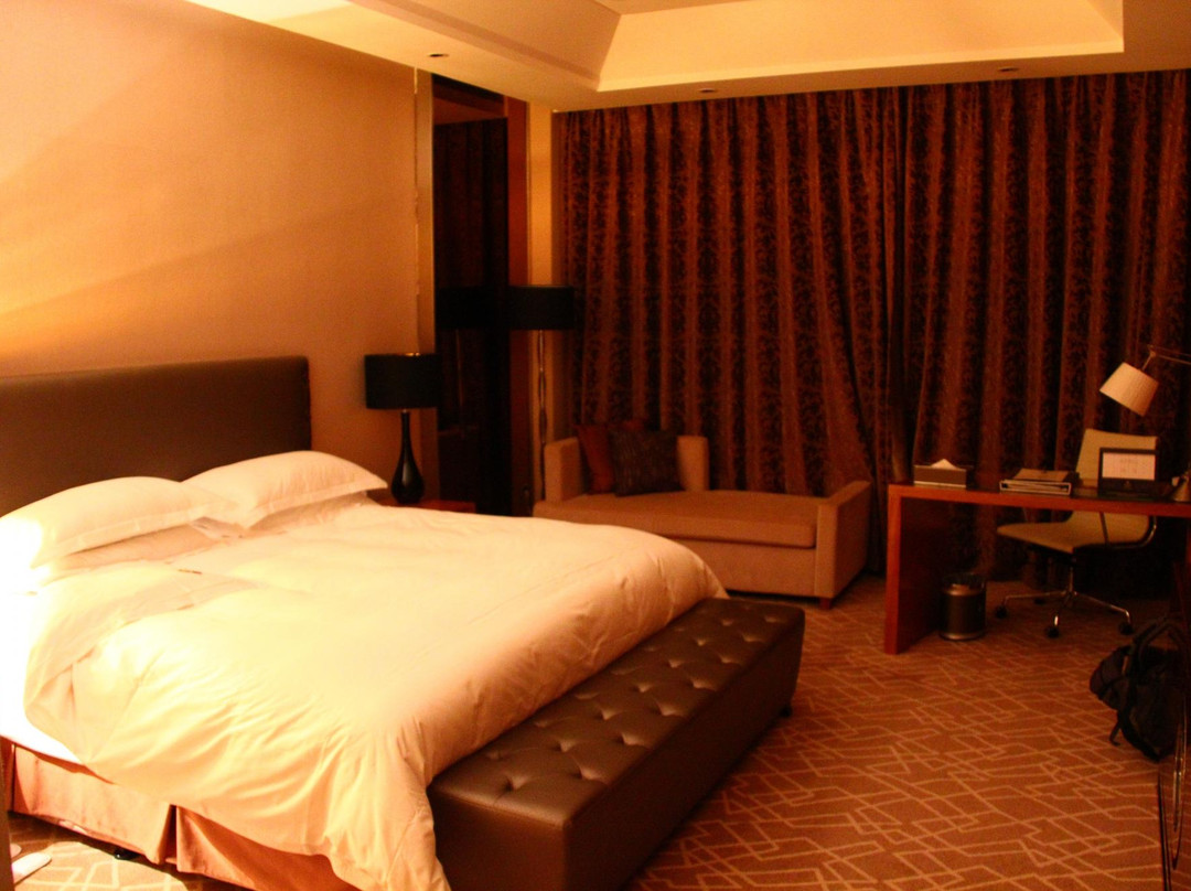 锦鹏生态酒店主图