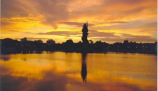 Sursagar Lake-瓦都达拉必去景点